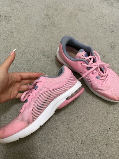 Nike Light Pink & Grey Air Max Athletic Sneakers - Breathable Mesh Running Shoes