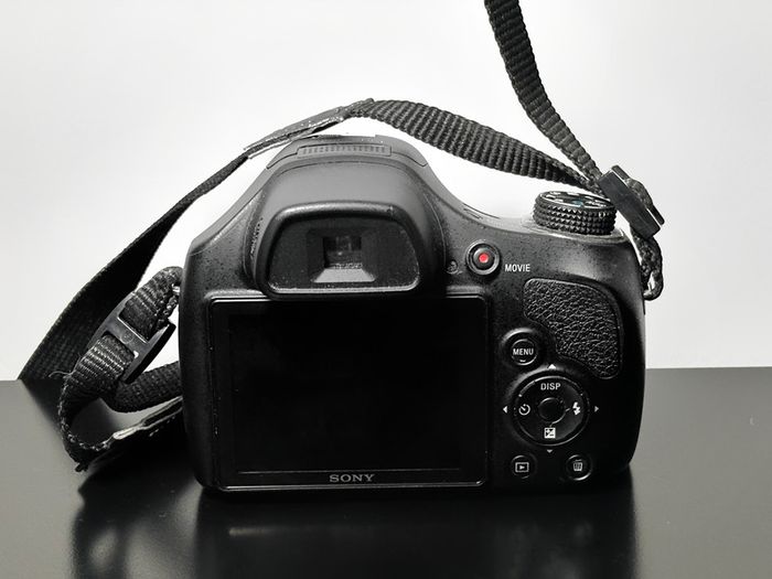 Sony Cyber - Shot DSC -H400