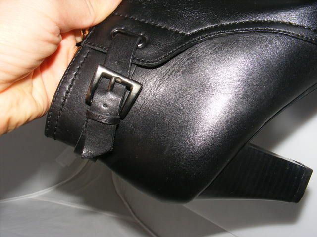 Brand new clarks ankle boots size 5