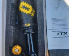 ohlins ttx 2 trunnion air MTB shock