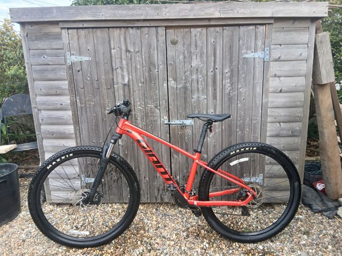 Giant Talon 4 - Hardtail Mountain Bike ( XS)