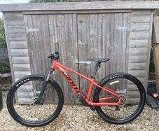 Giant Talon 4 - Hardtail Mountain Bike ( XS)