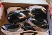 Nike trainers UK12  UK13