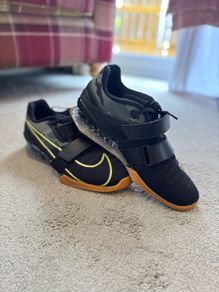 Fitness Shoes: Nike ROMALEOS 4