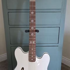 Custom built Fender Tom DeLonge Starcaster