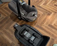 Like New Maxi-Cosi Pebble Plus - Great Starter Seat!