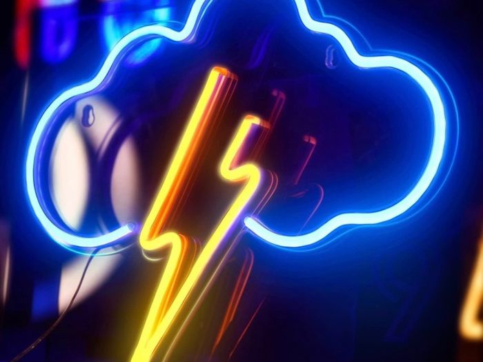 Neon Sign, Acrylic Cloud Lightning Led Neon Light Wall Light Led Wall Decor, Battery or USB Powered Light Up Acrylic Neon Sign for Bedroom, Kids Room, Bar, Party, Christmas (FREE POSTAGE)