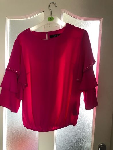 Ladies stunning top size 12