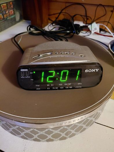 Sony clock radio