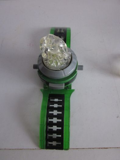 Ben 10 Ultimate Omnitrix Crystal Topper Watch Light/Sounds 2008