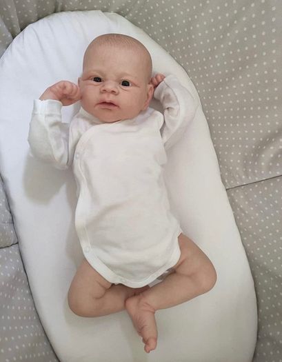Reborn Baby Dolls 17 Inch Silicone Baby Dolls That Look Real Soft Cloth Body Preemie Babies Realsitic Newborn Baby Dolls (FREE POSTAGE)
