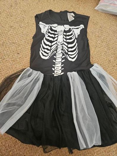 Costume