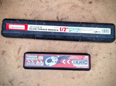 2 Torque Wrenches 1/2. & 1/4 Set
