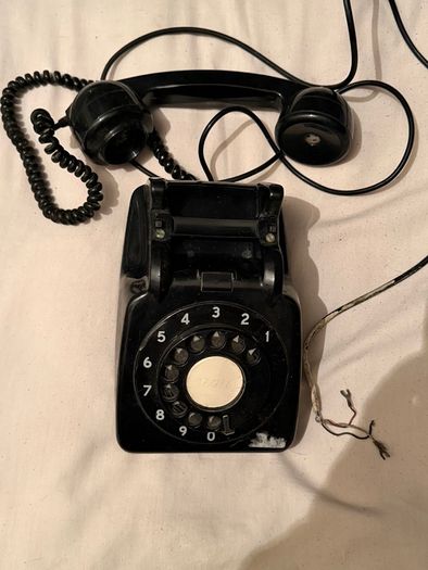 vintage collectable black telephone