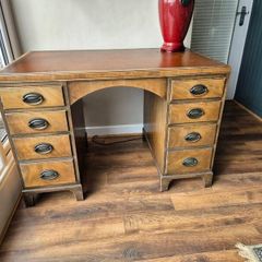 Writing desk