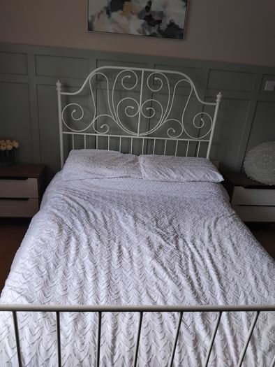 Double bed