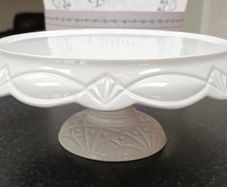 Elegant Ceramic Cake Stand