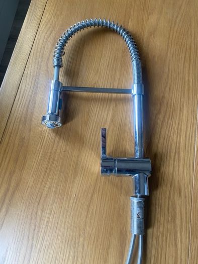 Kitchen Tap - polished chrome-effect commercial-style single-lever spring neck kitchen mixer tap with a pull-down dual-function spray head,