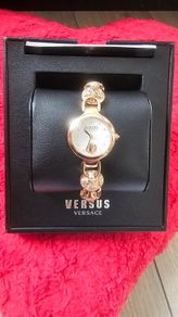 Brand New GENUINE  Versace Women's Watch - Luxury Gold Edition (Unwanted Gift)