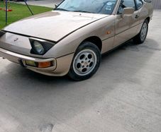 Porsche 924s