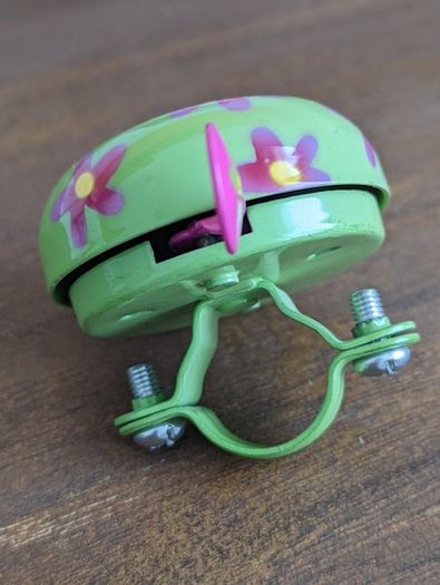 Pylones bicycle bell