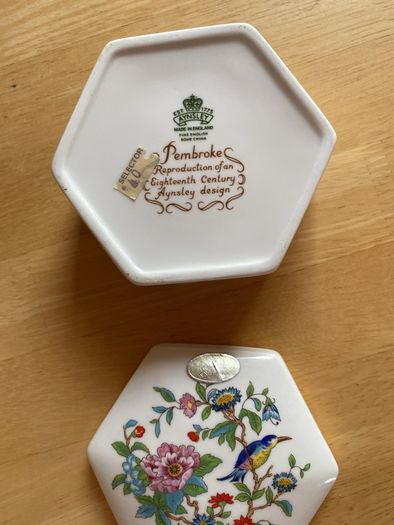 Aynsley dish with lid - Pembroke