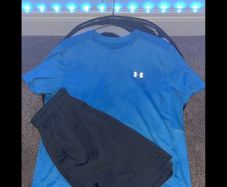 Under Armour 2 Piece Tech Set