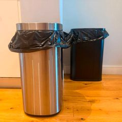 2 Premium Kitchen Bins Excellent Conditions 80 euros