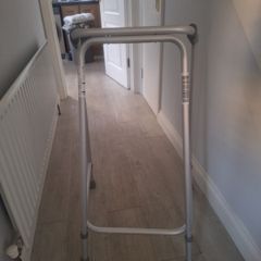 Walking frame