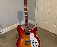 Rickenbacker (Copy)