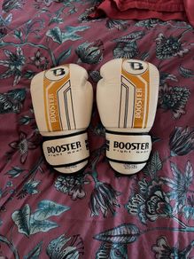 Booster v9 12oz gloves