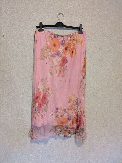 Summer skirt flower pattern size 18