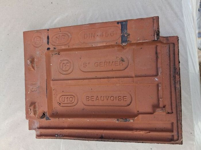 French Beauvois flat thin edge roof tiles