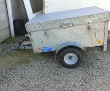 bronsis camping trailer