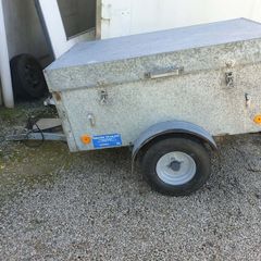 bronsis camping trailer