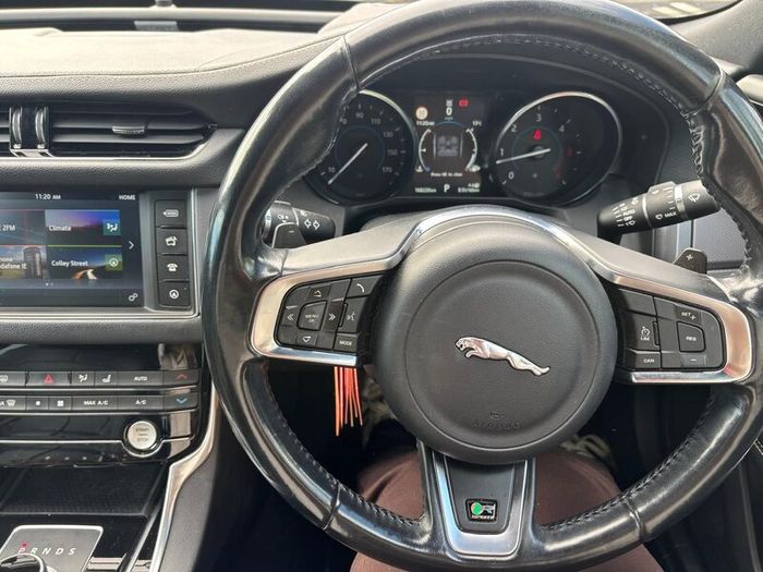 Jaguar XF 2016