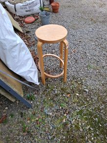 Bar stool wood