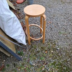 Bar stool wood