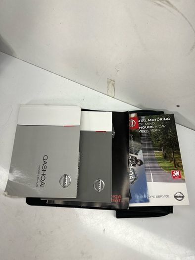 Nissan Qashqai J11 Owner's Manual Book & Holder 2014 A2l10b7s