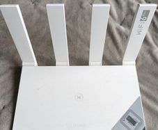 HUAWEI WiFi AX3 (Quad-Core) router