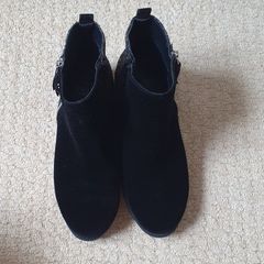 Lladies ankle boots
