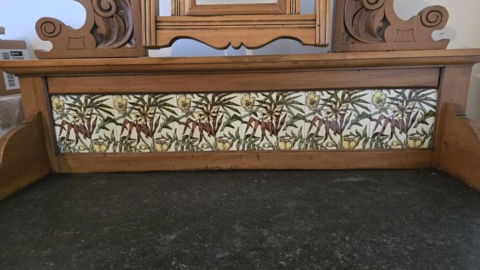 Victorian style wash stand