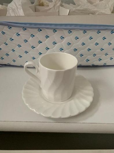 Aynsley Fine Bone China Set of 8 Coffee Cups & Saucers