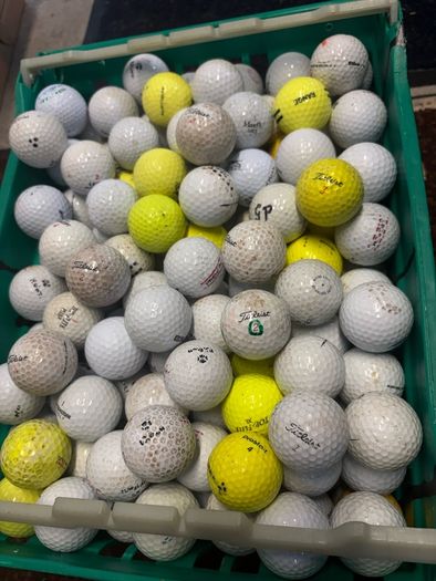 100 Golf Balls