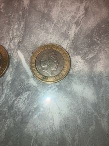 English 2pound