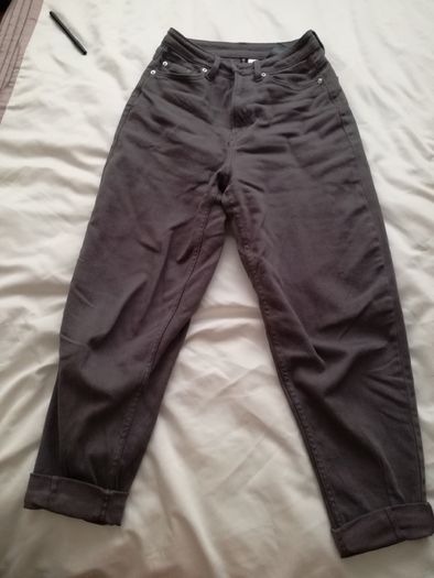 H&M grey jeansH&M Boyfriend Style Grey Jeans Size size UK 8