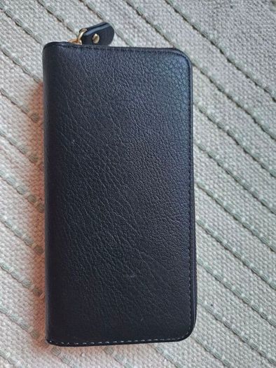 Ladies black wallet