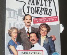 Fawlty Towers Complete Collection Remastered DVD 3 Disc BBC John Cleese