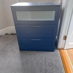 Bedroom chest of drawers