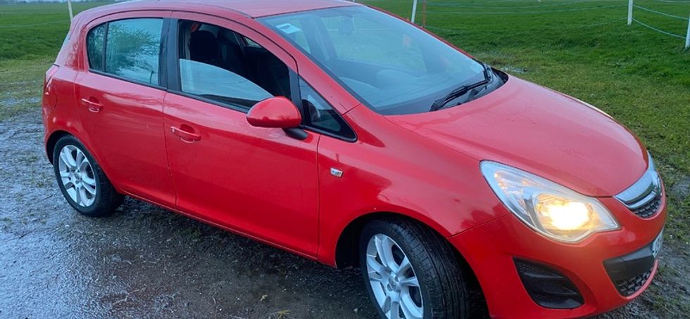 2013 Corsa 1.2 diesel NCT and tax